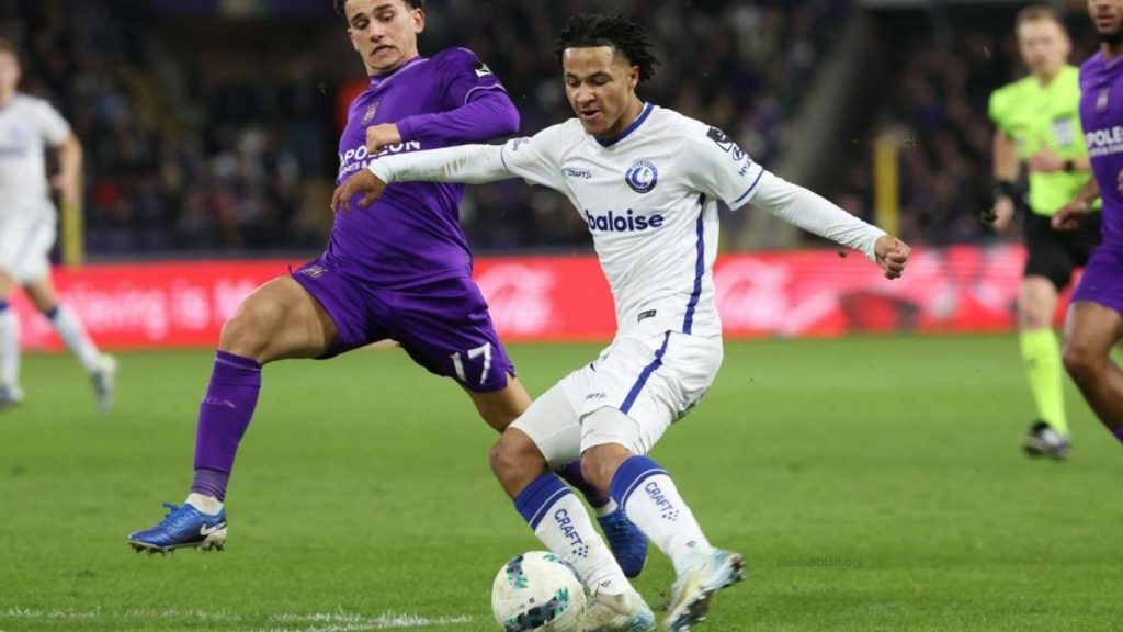 Anderlecht naar Zweden, Gent Arriveert in Polen (1)