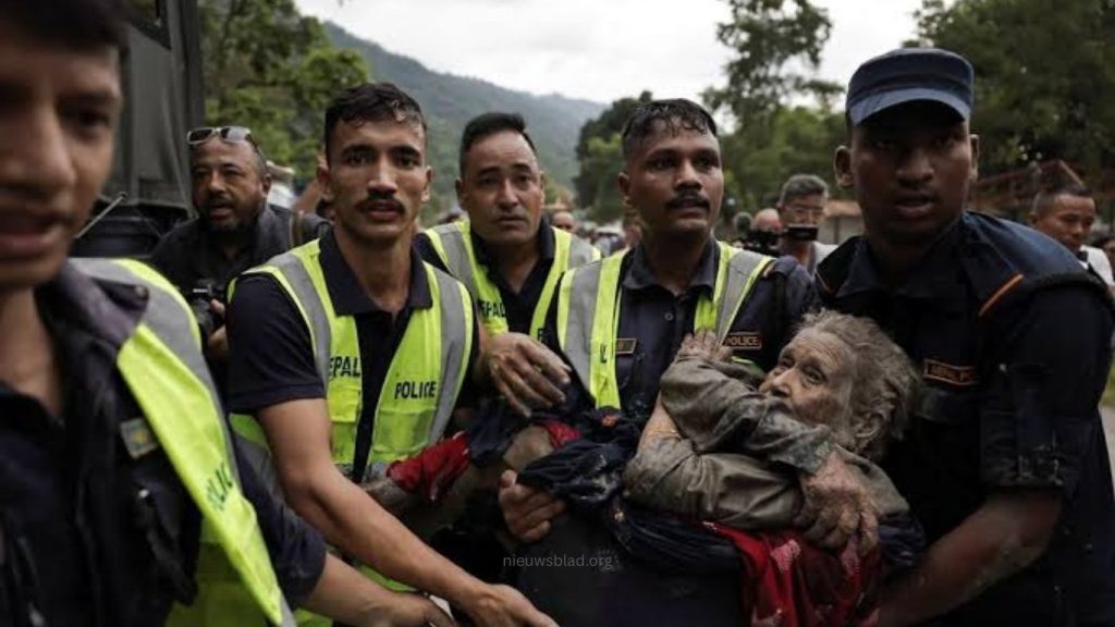 Gletsjerinstorting Nepal: 165 Doden, 3 Belgen Vermist